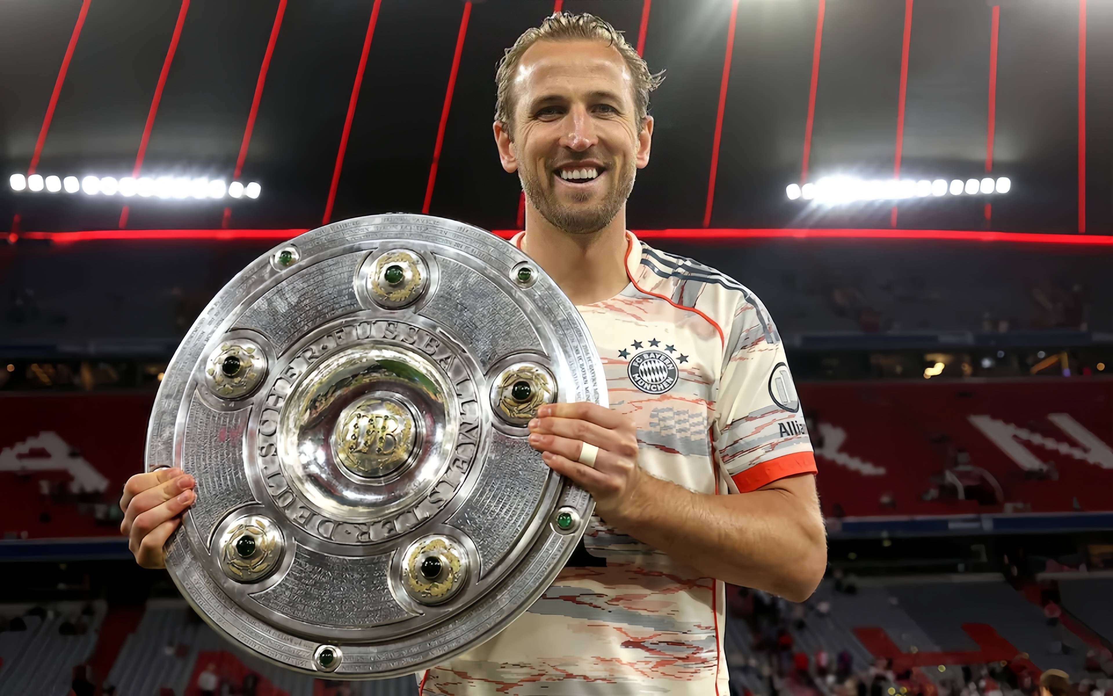 九游体育-凯恩回归赛场，挺进下一轮首场状态亮眼，老鹰观众沸腾！的简单介绍